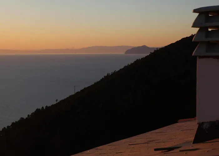La Notte Sull'isola - - Tra Il Cielo E Il Mare * Montaretto